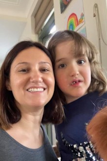 Arianna and her mother Heather
