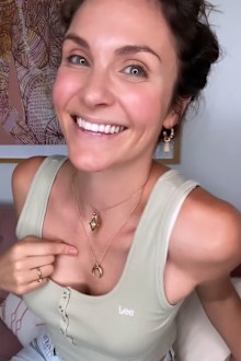 Laura Byrne, necklace layering