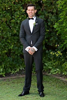 Keller's suit supplied by Ron Bennett.