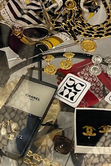 Thrifting helps reduce carbon emissions from the fashion industry, which contributes 4% of all carbon emissions annually.  