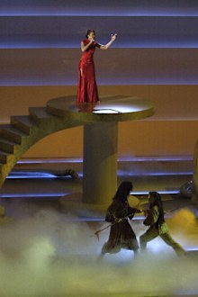 CoCo Lee performs "A Love Before Time" during the 73rd annual Academy Awards Sunday March 25, 2001 in Los Angeles.