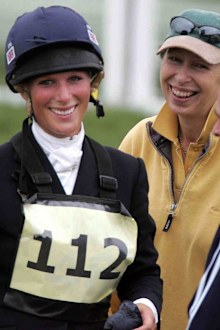 TETBURY, ENGLAND - AUGUST 5: Zara Phillips laughs with her mother Princess Anne on the second day of the Gatcombe Horse Trials at the Gatcombe Estate on August 5, 2006 in Tetbury, England.(Photo by Matt Cardy/Getty Images)