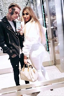 Aaron Carter, Melanie Martin, selfie