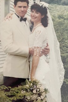 Treat Williams and Pam Van Sant on their wedding day in 1998.