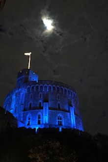 The Queen turned Windsor Castle blue in an act of support for committed NHS workers across the country.