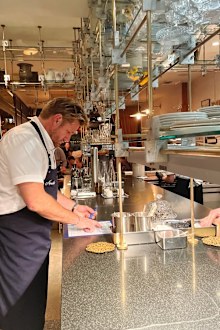 Curtis Stone and family