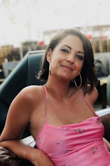 Brooke Boney on raising money for ovarian cancer 