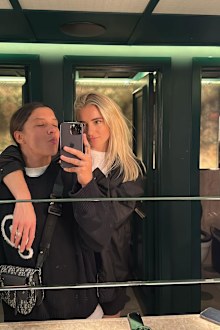 Sam Kerr and Kristie Mewis