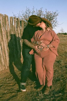 Elle King has welcomed her first child.