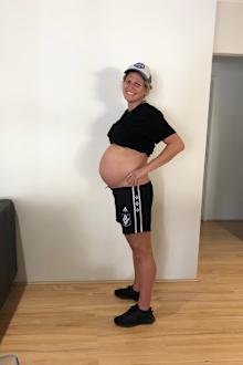 Fit pregnant woman in activewear