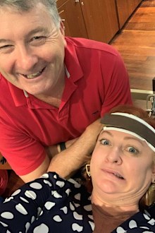 Shelly Horton gets treatment for neck pain