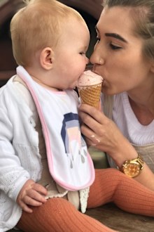 Rein and mother icecream