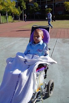 Nikki nurse who had cancer outside at hospital
