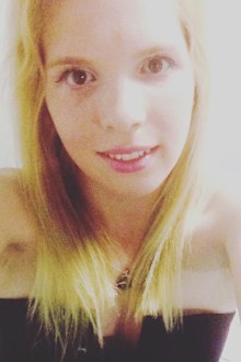 Deanna Flynn Wallis has dealt with depression, anxiety and an eating disorder as a result of her endometriosis.