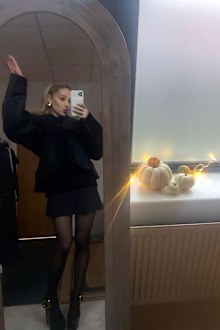 Ariana Grande has been sparking concerns after appearing to look thinner in her Instagram posts and public appearances.