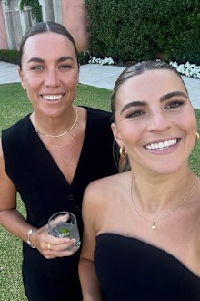 Mackenzie Arnold posts about Sam Kerr and Kristie Mewis' wedding