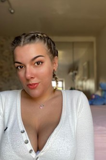 Ellie Welsh accent job interview