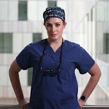 Dr Nikki Stamp is a cardiothoracic surgeon.