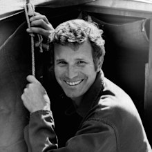 Wayne Rogers as Trapper. (Supplied)