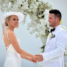 Nine reporter Hannah Sinclair marries Mitch Burke in Bali