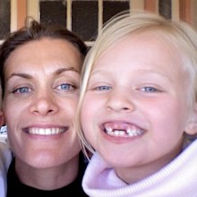 Anya mum teeth missing