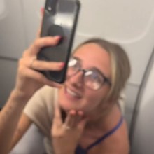 Daisy Barr plane passenger