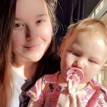 Samantha with daughter Allegra.
