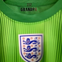 Hannah Hampton's England shirt.