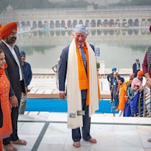 Katy Perry meets Prince Charles during royal tour of India