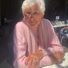 Samatha Armytage grandmother Dorothy dies at 100 years old
