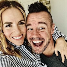 Rachel Hollis and Dave Hollis 