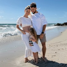 Renae Ayris expecting second baby with husband Andrew Papadopoulos