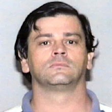Brazilian man Roberto Wagner Fernandes was found responsible for the death of three women in Florida 20 years ago. 
