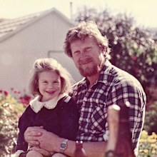 Anna Lindner with father Carl conversations about death