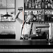 Cocktails at Dante, New York bar