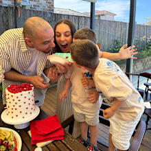 Nikolina Kharoufeh celebrates being pregnant with twins