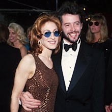 Sarah Jessica Parker and Matthew Broderick on the red carpet at the 1993 Oscars