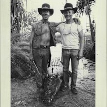 John Cornell, Paul Hogan pose together on the set of Crocodile Dundee in 1984.