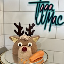 Tigga Mac cake hack reindeer
