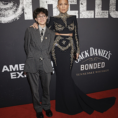 Emme Muñiz and Jennifer Lopez 