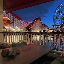 Disneyland food restaurant view rides 