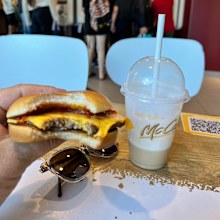 Cheeseburger and pistachio iced latte in McDonald's Latvia