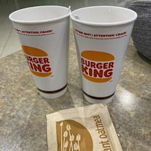 airport breakfast hack - free hot water and oatmeal packets on reddit