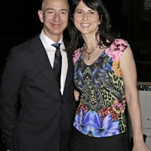 jeff bezos and Lauren Sanchez prenup