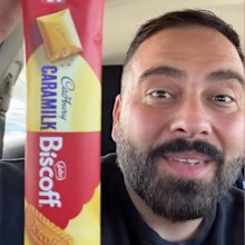 Nectoriouspapi food review cadbury caramilk biscoff flavour collab