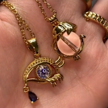 Necklaces best friend cheating