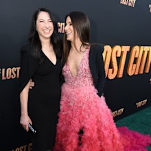 LOS ANGELES, CALIFORNIA - MARCH 21: (L-R) Gesine Bullock-Prado and Sandra Bullock attend the Los Angeles premiere of 'The Lost City' at Regency Village Theatre on March 21, 2022 in Los Angeles, California. (Photo by Vivien Killilea/Getty Images for Paramount Pictures)
