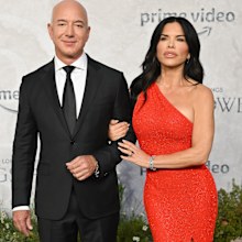 jeff bezos and Lauren Sanchez prenup