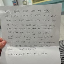 Reddit user reveals angry note over cooking "stinky food"