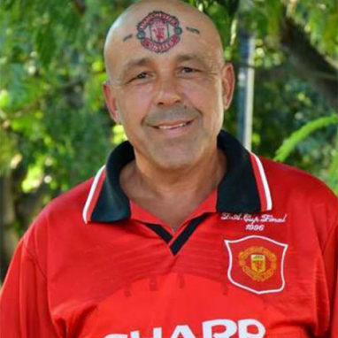 <b>A fanatical Bulgarian Manchester United fan has tattooed the club's badge to his head and changed his name to … Manchester United.</b><br/><br/>Mr United, formerly known as Zdravkov Levidzhov, fought for 10 years to change his name and claims his body art is often admired by fellow fans.<br/><br/>“It makes me stand out and proves my loyalty to United. I did think of having it on my arm, but that wouldn't have the same impact,” Mr United told <i>The Sun</i> <br/><br/>Mr United is not the only fanatical fan to visit the tattooist with their club’s crest and colours …<br/>